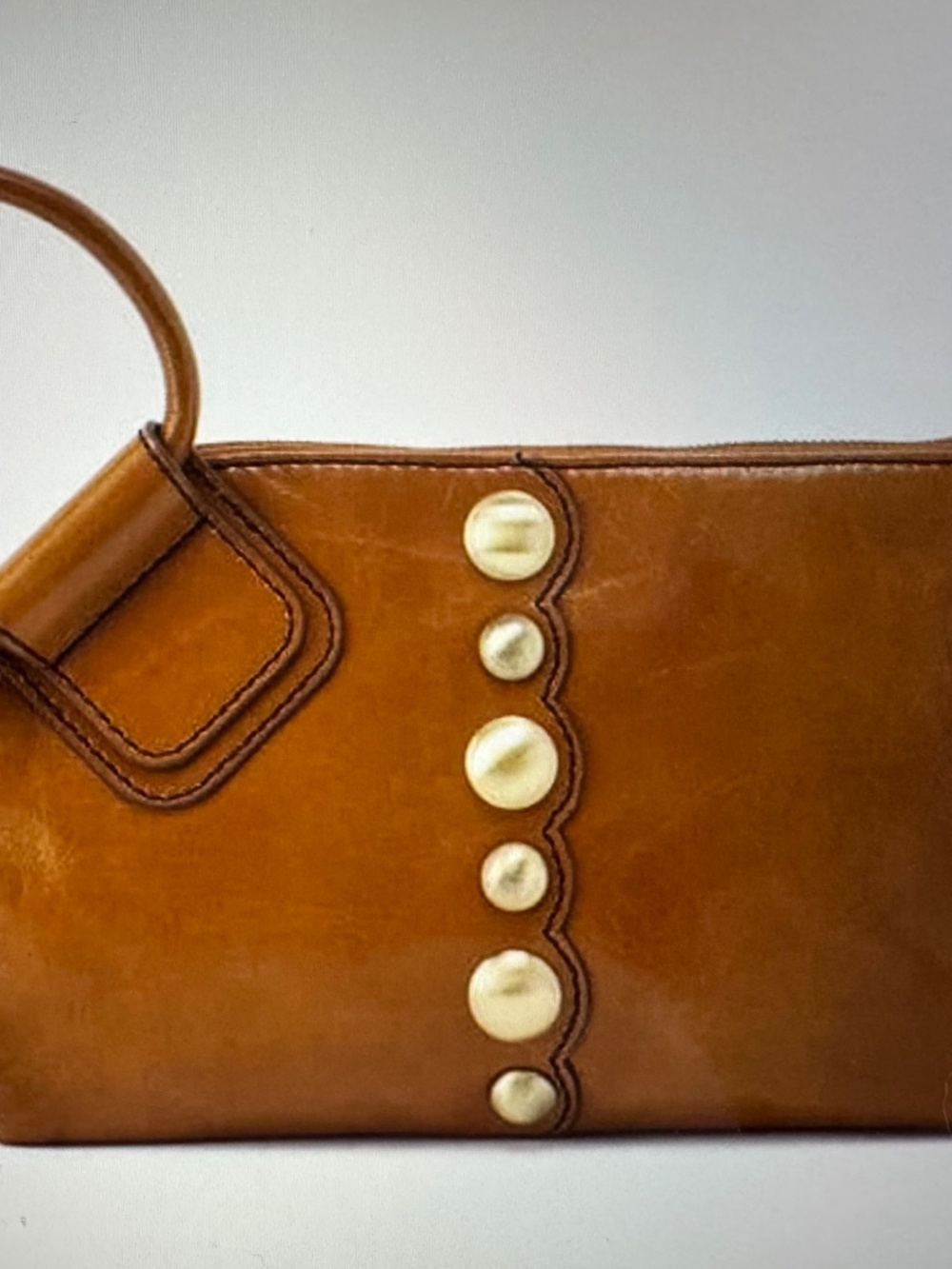 HOBO Sable Wristlet Clutch in Truffle & Antique Brass Studs.  New without tags. - Picture 4 of 5